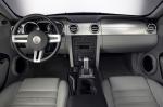 Ford Mustang GT 2005 года